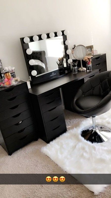 Beautiful black vanity makeup room! Has IKEA alex drawers … | Flickr Vanity Makeup Rooms, Ikea Linnmon, Alex Drawers, Ikea Vanity, Ikea Alex Drawers, Ikea Alex, Makeup Room Decor, Beauty Room Decor, Black Vanity