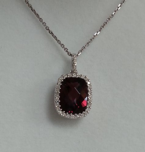 Rhod. Garnet & Diamond Pendant Garnet Jewelry Aesthetic, Garnet Jewelry Necklace, Diamond Jewelry Designs, Jewelry Accessories Ideas, Dope Jewelry, Garnet Jewelry, Bright And Beautiful, Fancy Jewellery, Ruby Jewelry