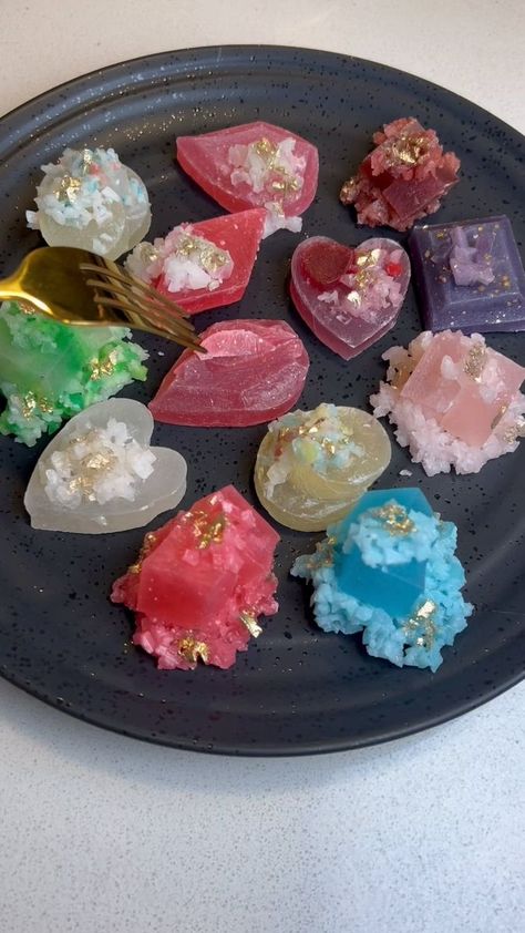 Silky Gem | Crystal Candy on Reels | Silky Gem Edible Crystals, Silky Gem Candy, Gummy Crystals, Crystal Gummies, Crystal Candy Recipe, Edible Crystal Candy, Crystal Treats, Fantasy Dessert, Silky Gem