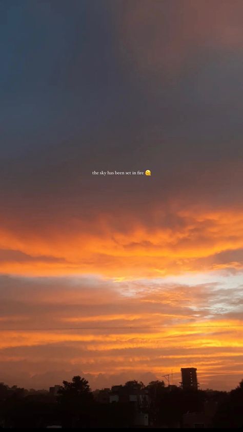 Captions On Orange Colour, Aesthetic Evening Captions For Instagram, Orange Sky Aesthetic Quotes, Evening Quotes Sunset For Instagram, Orange Sky Captions, Sunset Lover Caption, Captions About Sunsets, Evening Quotes Sunset, Sunset Aesthetic Quotes Instagram