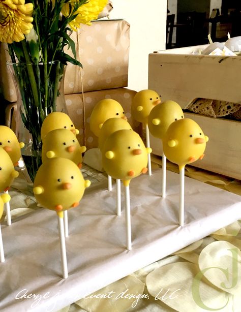 Cute Easter Treats, Duck Birthday Theme, Chick Cake, Duck Baby Shower Theme, Rubber Ducky Party, Rubber Duck Birthday, Easter Cake Pops, Ducky Baby Showers, Duck Cake