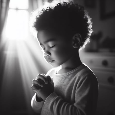 Blesses.., pray prayer! ! ! Prayer Images Pictures, Praying Reference, Praying Photography, Praying Aesthetic, Praying Images, Prayer Background, Prayer Photography, Pray Wallpaper, Prayer Wallpaper