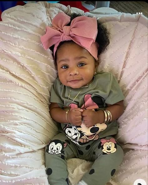 Bby Outfit, Mixed Children, Newborn Black Babies, Minnie Outfit, Mommy And Baby Pictures, Cute Mixed Babies, Cute Black Babies, Beautiful Black Babies