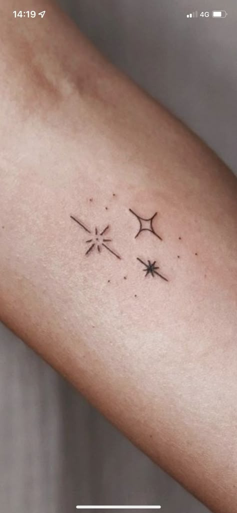 Dainty Tattoos Stars, Cute Star Tattoos For Women, Family Star Tattoo Ideas, Minimalist Stars Tattoo, 3 Sparkles Tattoo, 3 Small Stars Tattoo, Family Star Tattoo, Simple Sparkle Tattoo, Line Of Stars Tattoo