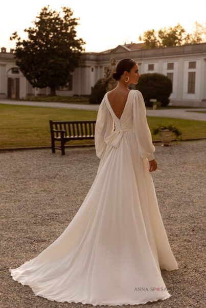 Simple Civil Wedding Dress, Simple Civil Wedding, Wedding Dress With Low Back, Ivory Chiffon Wedding Dress, Civil Wedding Dress, Chiffon Wedding Dresses, Dresses For Bride, Backless Bridal Gowns, Satin Bridal Gowns