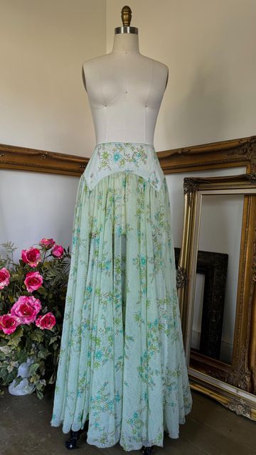 Julia Rutherford on Instagram: "Open for orders! And in two different color ways! Website is in bio!  Also I’m think of making a mini skirt version of this???? Thoughts? Reactions?  #nyfw #cottagecore #balletcore #ballet #chiffon #florals #yolkskirt #flowyskirt #flowydress" Skirt Sewing, Color Ways, Custom Clothing, Sewing Skirts, Chiffon Skirt, Flowy Skirt, Flowy Dress, Custom Clothes, Different Colors