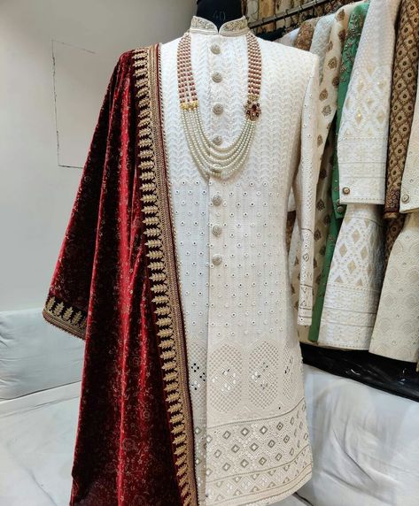 Barat Groom Dress, Indian Groom Wedding Outfit, Groom Sherwani Indian, Three Piece Suit Wedding, Indian Wedding Suits Men, Sherwani For Groom, Indian Groom Dress, Indian Wedding Clothes For Men, Groom Sherwani