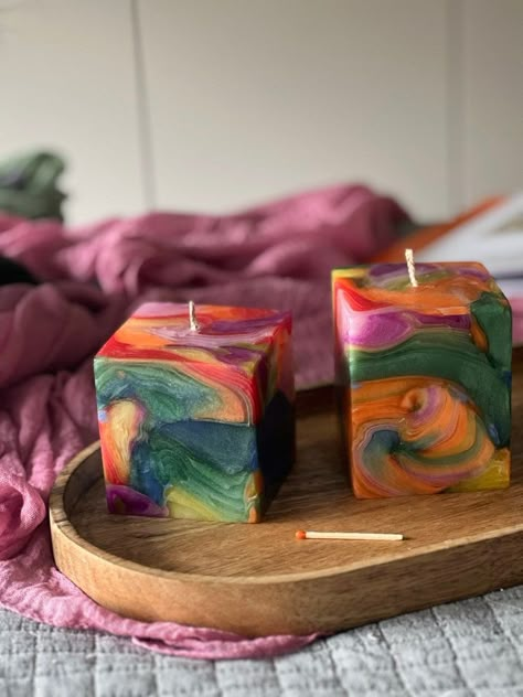 Colorful Candles Aesthetic, Diy Unique Candles, Candles Twisted, Coffee Table Arrangment, Halloween Decorations Cute, Wall Pantry Ideas, Solo Esthetician, Bathroom Halloween, Diy Candle Art