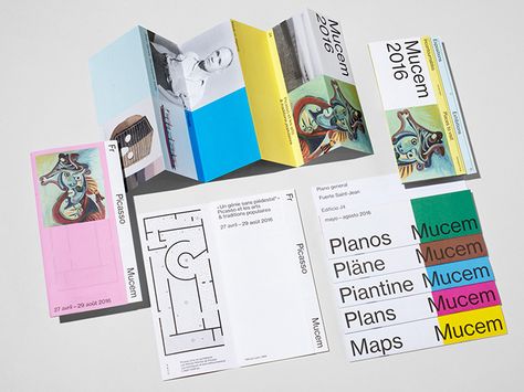 Spassky_fischer_mucem_5 Museum Branding, Mises En Page Design Graphique, Book And Magazine Design, Pamphlet Design, Dm Design, Leaflet Design, Design Brochure, Publication Design, Graphic Design Layouts