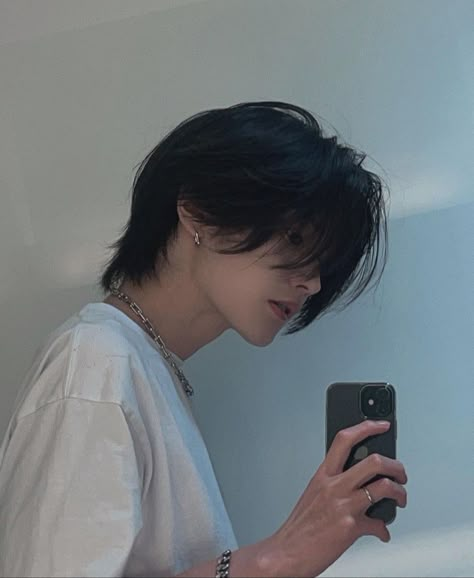 Asian Men Hairstyle Messy, Tomboy Hairstyles, Short Hair Tomboy, Asian Haircut, Asian Men Hairstyle, Asian Short Hair, Men Hairstyle, Hair Styles Men, Hair Inspiration Short