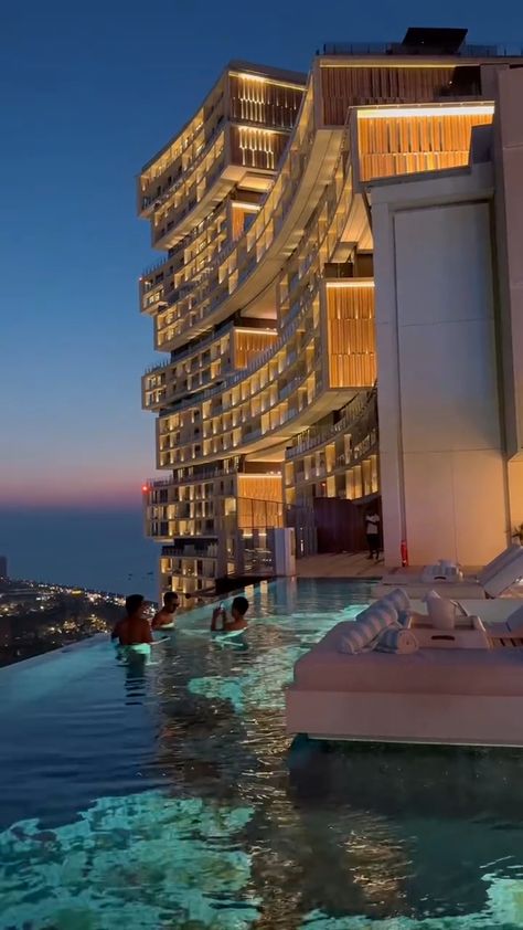 Atlantis Royal Dubai, Dubai Lifestyle Luxury, Rich Lifestyle Luxury Aesthetic, Dubai Luxury Lifestyle, 2024 Blessings, Sigma Lifestyle, Personal Legend, Dubai Bling, Night Cities