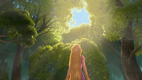 "Tangled" Is The Most Beautiful Disney Movie, And Here's The Proof Film Rapunzel, Rapunzel Video, When Will My Life Begin, Tangled Wallpaper, Tangled 2010, 2560x1440 Wallpaper, Disney Princess Movies, Disney Characters Videos, Disney Background