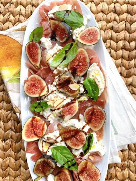 Summer's Last Hurrah With Fresh Figs - Proud Italian Cook Tea Appetizers, Italian Food Party, Fig Appetizer, Pasta Board, Italian Lunch, Charcuterie Ideas, Fig Salad, Italian Dinner Party, Italian Party