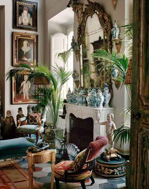 Inside Alessandro Michele’s Otherworldly Apartment in Rome | Vogue Rome Apartment, Delft Tiles, Alessandro Michele, A Living Room, White Decor, Reading Nook, Garden Room, Delft, Decoration Design