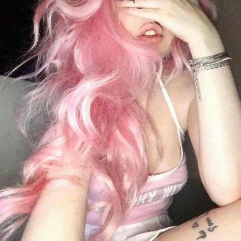 Pink Hair And Tattoos, Fluttershy Hair, Aesthetic Pink Hair, Pink Hair Inspiration, Pink Hair Aesthetic, Curly Pink Hair, Long Pink Hair, Light Pink Hair, Dyed Hair Inspiration