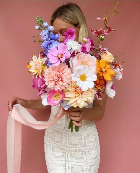 Colorful Bridal Bouquet, Colorful Wedding Bouquet, Artificial Wedding Flowers, Wedding Instagram, Artificial Flowers Wedding, Bright Wedding, Colorful Bouquet, Beautiful Bouquet Of Flowers, Wildflower Wedding