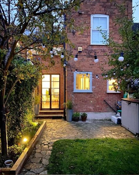 Thanks to our lovely customer @end_of_the_row for sharing this fantastic photo using our railway sleepers to create a raised garden border in her Victorian terrace garden. #victorianterrace #gardenborder #railwaysleepers #raisedbed #flowerbed Victorian Terrace Garden Back, Victorian Garden Ideas, Victorian Terrace Garden, Railway Sleepers Garden, Courtyard Garden Ideas, Sleepers In Garden, Unwritten Rules, Victorian Terrace House, Railway Sleepers