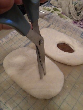 Wet Felted Slippers : 12 Steps (with Pictures) - Instructables Wool Slippers Pattern, Felted Slippers Pattern, Wet Felting Tutorial, Felted Wool Slippers, Felt Boots, Diy Slippers, Needle Felting Diy, Wet Felting Projects, Felt Shoes