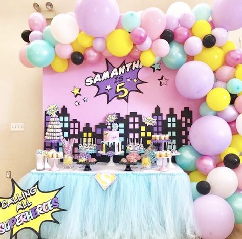 Superhero Candy, Candy Dessert Table, Supergirl Party, Superhero Girls Birthday, Supergirl Birthday, Girl Superhero Party, Girls Birthday Party Decorations, Girls Party Decorations, Girl Birthday Themes