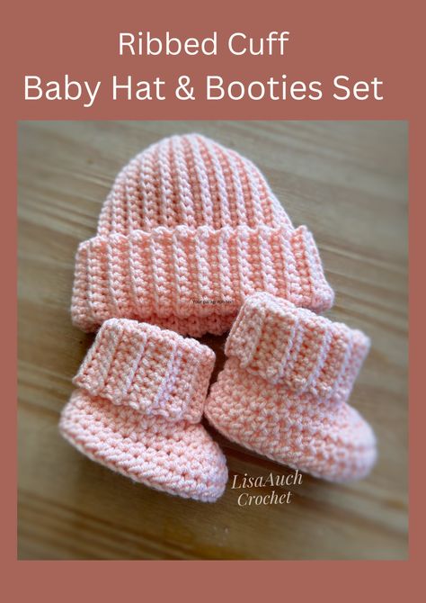 Easy & FREE Crochet Baby Booties Pattern for Newborns with Ribbed Cuff. Easy Crochet Baby Hat, Crochet Baby Booties Free Pattern, Crochet Baby Projects, Baby Booties Free Pattern, Crochet Newborn Hat, Newborn Crochet Patterns, Crochet Baby Booties Pattern, Crochet Baby Boots, Crochet Newborn