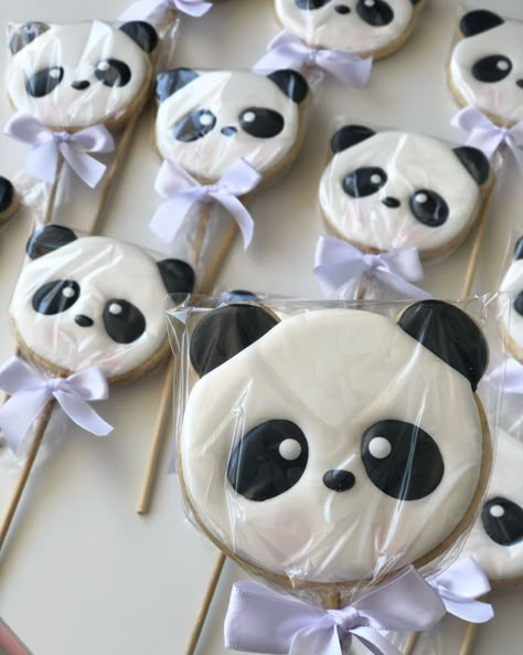 Panda Birthday Theme, Kung Fu Panda Party, Panda Birthday Cake, Panda Themed Party, Panda Food, Panda Baby Showers, Panda Cookies, Panda Decorations, Panda Items