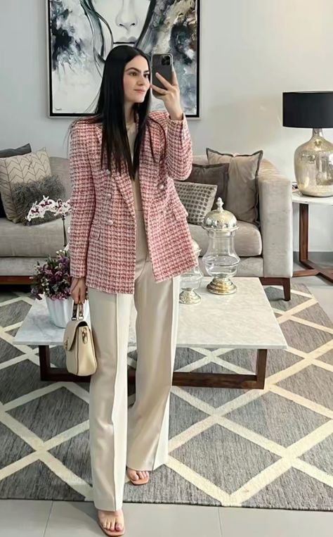 Female Lawyer Fashion, Outfits For The Office, Female Lawyer, Lawyer Fashion, Lawyer Outfit, Classy Winter Outfits, Winter Fashion Outfits Casual, Autumn Wardrobe, Stylish Work Attire