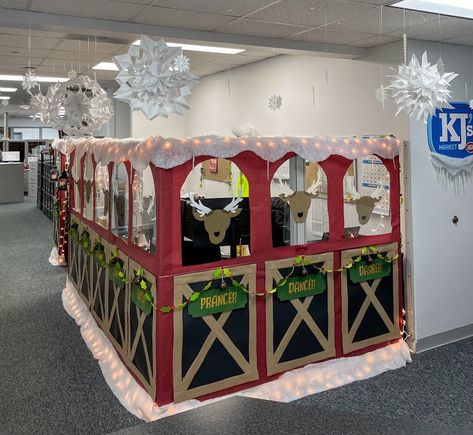 Cubicle Reindeer Stable Desk Christmas Decorations Work, Christmas Cubicle Decorations Contest, Cubicle Christmas Decorations Contest, Santas Workshop Theme Decorations, Christmas Cube Decorations, Office Christmas Decorations Cubicles, Reindeer Stable, Christmas Desk Decorations, Target Christmas Decor