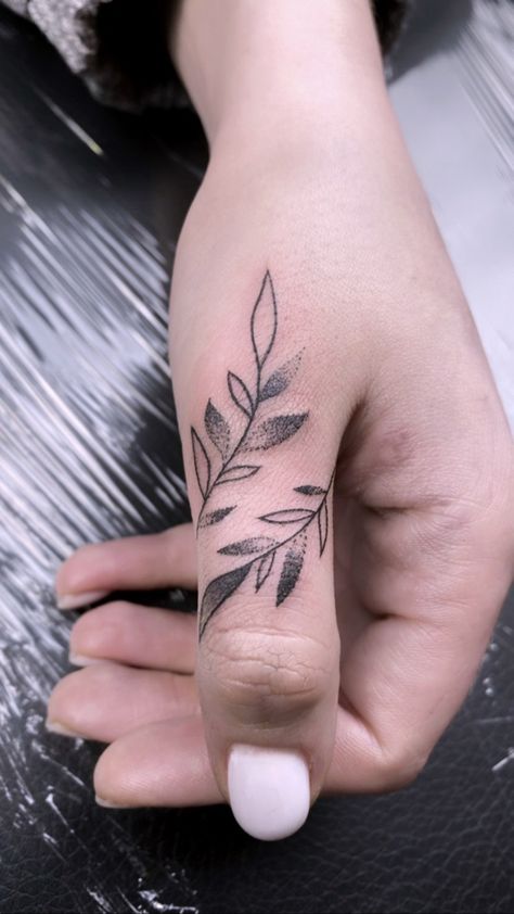 Finger Leaf Tattoos For Women, Thumb Vine Tattoo, Vine Thumb Tattoo, Thumb Leaf Tattoo, Floral Thumb Tattoos, Thumb Ring Tattoos Women, Thumb Tattoos For Women Unique, Thumb Flower Tattoo, Vine Finger Tattoos For Women