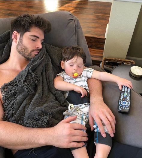 Nick Bateman, Father And Baby, Dream Family, Dad Baby, Mommy Baby, Future Mom, Mommy Life