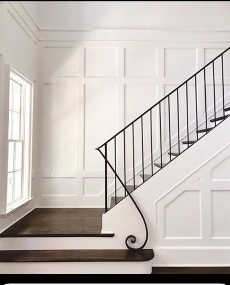 Palm Beach House, Wainscoting Styles, Staircase Remodel, Staircase Wall, Stairway Design, Staircase Decor, Stair Case, Foyer Decorating, Staircase Railings