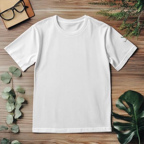 T-shirt mockup Plain Shirt Design, T Shirts Mockup, Tshirt Mockup Free, Mockup Camisa, Blank Mockup, Tshirt Png, Blank T Shirt, Beige T Shirts, Black And White T Shirts