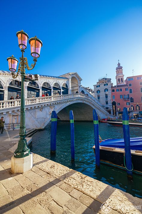 Places To Visit In Venice, Venice In One Day, Venice Beach Florida, Venice Itinerary, Venice Photography, Italy Beaches, Venice Hotels, Visit Venice, Rialto Bridge