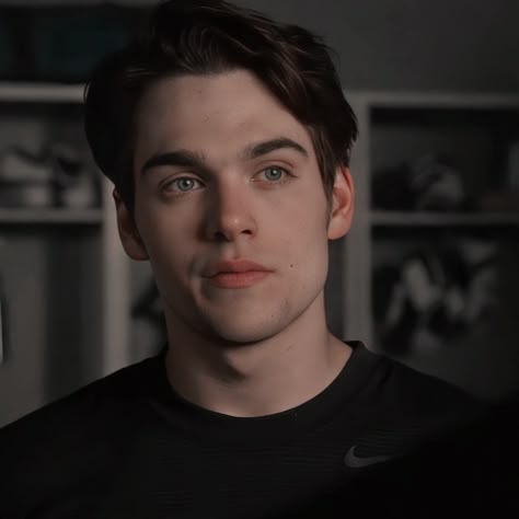 #Icon #TeenWolf Dylan Sprayberry Aesthetic, Thiam Aesthetic, Liam Dunbar Icons, Liam Dunbar Aesthetic, Teen Wolf Liam, Liam Dunbar, Dylan Sprayberry, Wolf Character, Teen Wolf Mtv