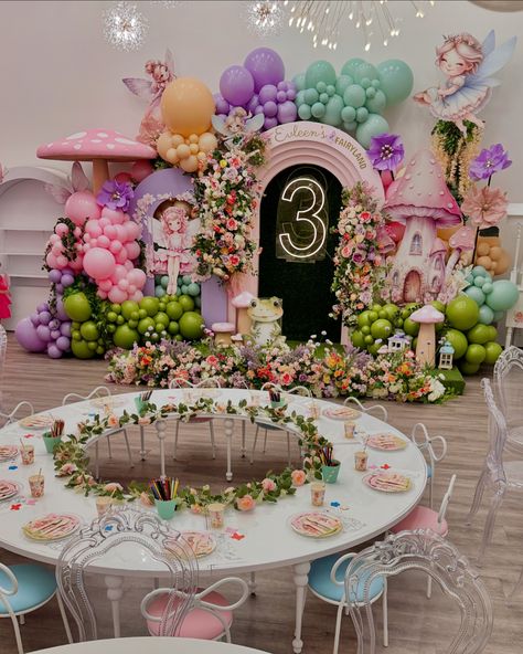 It’s all in the details ❤️ Fairy themed party decor done right! Full Event Decor: @bloomsandpaper Venue: @bloomsandpapereventspace Let us help you turn your vision to life. Let us help you WOW your guests🩷 ____________________________ For Booking or Inquiries: 📲DM or Email us: 💌 Info@bloomsandpaper.com Or fill out our Contact Form: 💻 www.bloomsandpaper.com ____________________________ #Fairybirthday #Fairyfirsttheme #fairytheme #fairiesandbutterflies #PartyDecor #SurreyBC #VancouverBC #Ev... Lantern Theme Party, Fairies Birthday Theme, Fairytale Birthday Theme, Fairy Tale Decor, Fairy Theme Birthday Party, Butterfly Garden Party, Fairytale Birthday, Fairy Theme Party, Fairy Garden Birthday Party