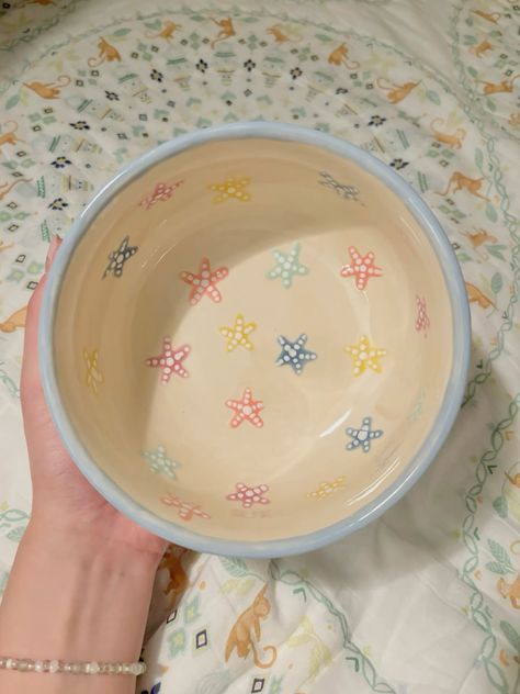 Sea Life Pottery Painting, Starfish Pottery Painting, Cereal Bowl Pottery, Cute Simple Pottery Painting Ideas, Diy Pottery Painting Bowl, Creative Pottery Painting, Simple Bowl Painting Ideas, Paint A Bowl Ideas, Pasta Bowl Painting Ideas