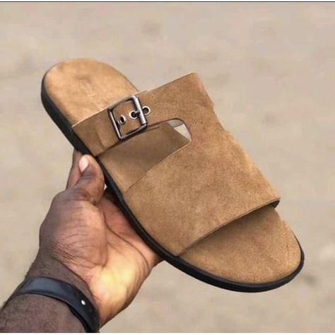 Quality Men Palm Palm Shoes For Men, Palm Sandals For Men, Palm Slippers For Men, Men Leather Sandals Fashion, Palm Slippers, Slippers For Men, Shoe Making, Fashion Slippers, Visa Card