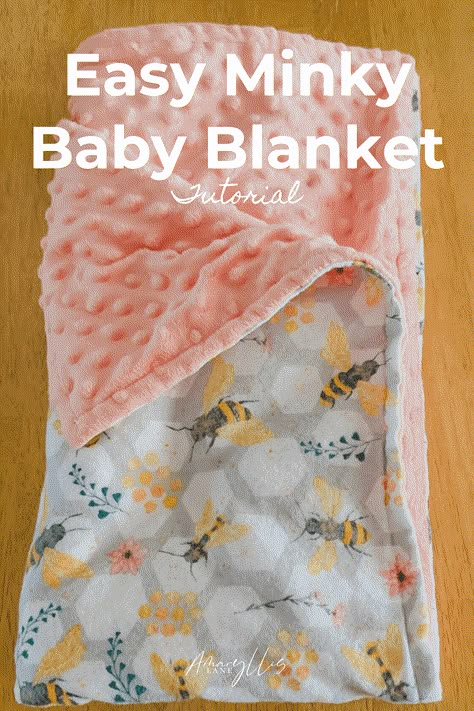 Flannel And Minky Blanket Diy, Senior Blankets, Baby Blanket Patterns Sewing, Minky Baby Blanket Diy, Homemade Baby Blankets, How To Sew Baby Blanket, Baby Blanket Tutorial, Owl Sewing, Diy Baby Blanket