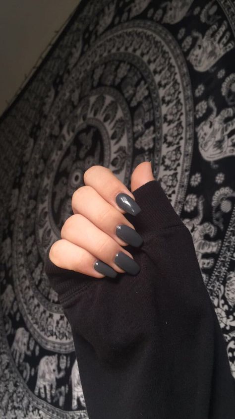 Dark Grey Nails, Grey Acrylic Nails, Grey Nails, Grey Nail Designs, Gray Nails, Black Nail, Acrylic Nails Coffin Short, Dark Nails, Pretty Acrylic Nails