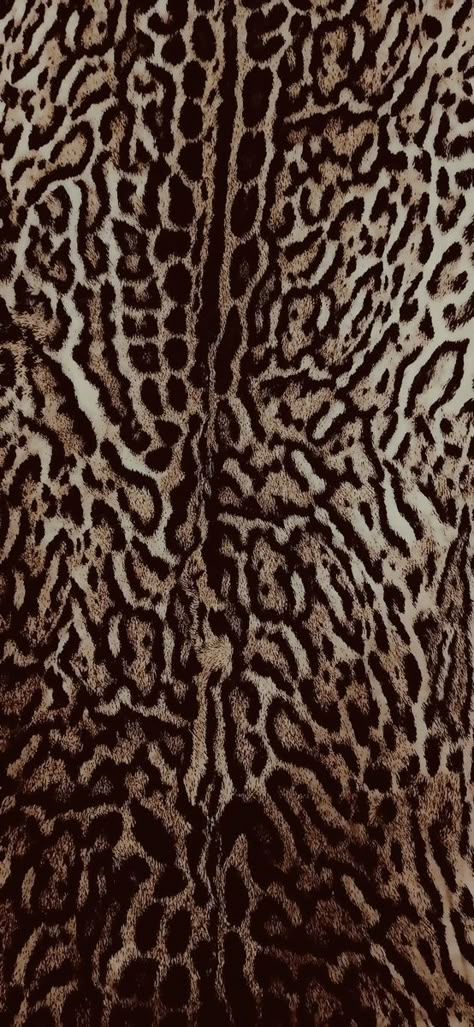 Leopard Print Background, Cheetah Print Wallpaper, Animal Print Wallpaper, Iphone Lockscreen, Iphone Wallpaper Photos, Iphone Wallpaper Themes, Phone Wallpaper Patterns, Macbook Wallpaper, Printed Backgrounds