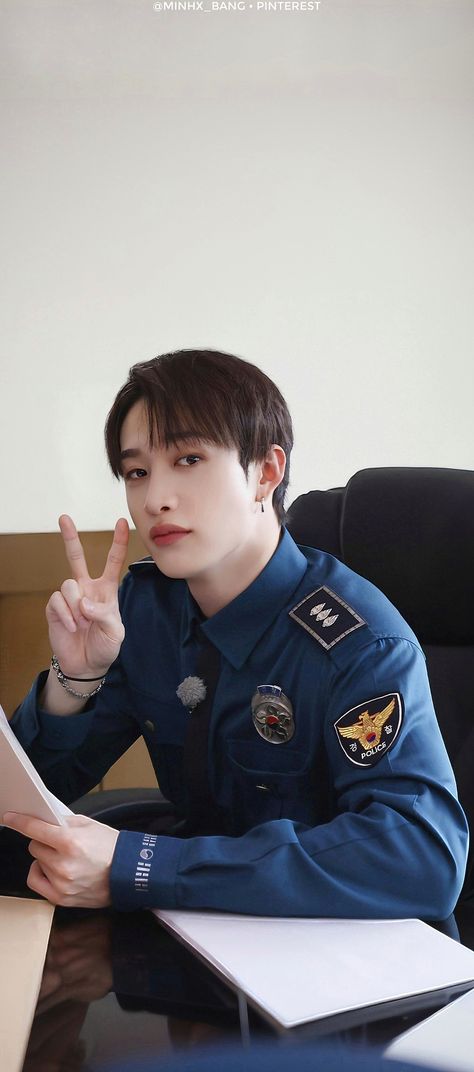 #WALLPAPERKPOP #CHRISTOPHERBANG #STRAYKIDS #SKZ #SKZ_BANGCHAN #SKZCODE #BANGCHAN Bangchan Policeman, Skz Police Outfits, Skz Police, Bang Chan Outfits, Bangchan Stray Kids, Cop Outfit, Bang Chan Stray Kids, Police Outfit, Kids Police