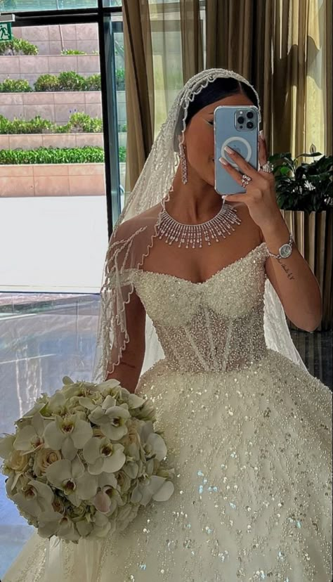 Lebanese Wedding Dress, Arab Wedding Dress, Turkish Wedding Dress, Albanian Wedding, Turkish Bride, Arabic Wedding Dresses, Bride Things, Wedding Wishlist, Big Wedding Dresses