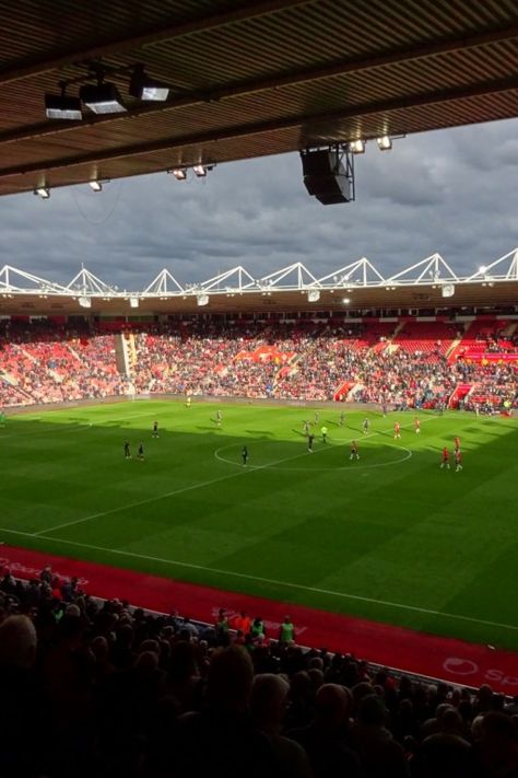 St. Mary’s Stadium in Southampton, England - Southampton FC : Burnley FC 2:2 (1:1) - Premier League - 29.145 Spectators #groundhopping #southampton #england #southamptonfc #burnleyfc 2025 Motivation, English Football Stadiums, Southampton England, Burnley Fc, Southampton Fc, Romanticising Life, Football Pitch, Sports Stadium, Batman Wallpaper