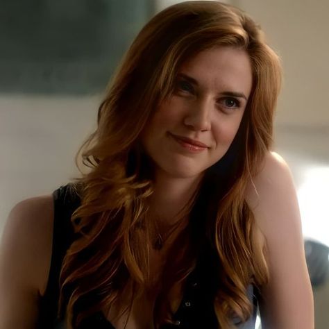 Briar Black is the daughter of Regulus Black and Agni Hendrix. She's … #fanfiction #Fanfiction #amreading #books #wattpad Jenna Vampire Diaries, Jenna Sommers, Sara Canning, Mom Characters, The Vampire Diaries Characters, Regulus Black, Katherine Pierce, Mystic Falls, Vampire Diaries The Originals