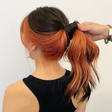 Black Hair With Copper Front Pieces, Copper Half And Half Hair, Black And Ginger Peekaboo Hair, Orange Peek A Boo Hair, Half Brown Half Orange Hair, Black Hair With Orange Underneath, Brown And Red Color Block Hair, Brown Hair With Orange Peekaboo, Half Ginger Half Brown Hair