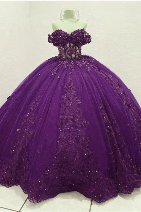 Dark Purple Quince, Dark Purple Quinceanera, Dark Purple Ball Gown, Dark Purple Quinceanera Dresses, Purple Quince Dress, Dresses Dark Purple, Purple Sweet 16, Purple Ball Gown, Dress Dark Purple