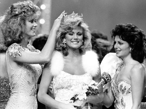 Susan Akin, of Meridian, Missi., gets her crown adjusted by Miss West Va., Rebecca Porterfield at the Miss America Pageant in Atlantic City, N.J., Saturday night, Sept. 15, 1985. Akin won the annual competition and won the title of Miss America 1986. Beauty Pageant Aesthetic, Pageant Aesthetic, Pageant Headshots, Pageant Life, Miss Pageant, Miss Teen Usa, Pageant Girls, Catty Noir, Queen Aesthetic