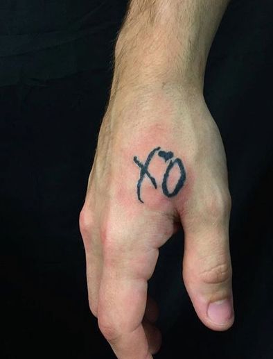 The Weeknd Tattoo, Magazine Tattoo, Xo Tattoo, Classy Tattoos For Women, Art Tattoo Ideas, Simple Tattoos For Guys, Fan Tattoo, Sharpie Tattoos, Music Tattoo Designs