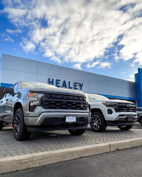 Ready to conquer work and winter? Explore our lineup of dependable Silverados and Colorados at WS Healey Chevrolet – your perfect companion for all seasons! 🚛❄️ #TruckLife #ChevyStrong #chevytrucks #chevrolet #hvny #healeybrothers Bud Weiser, New Chevy Truck, Chevy Dealerships, Chevrolet Dealership, Newburgh Ny, New Hampton, New Chevy, Site Sign, Trucking Life