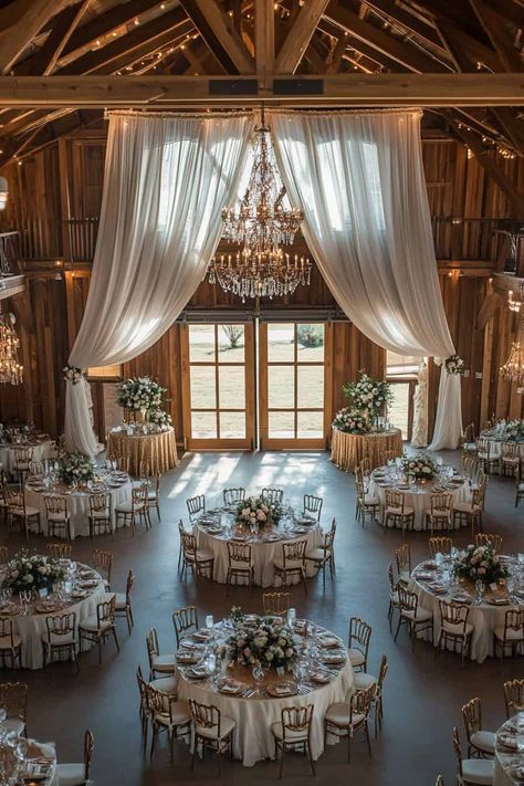 Simple Wedding Venue Ideas Receptions, Rustic Venue Wedding, Hobo Wedding Ideas, Wedding In August, Wedding Venues Outdoor Barn, Farm Style Wedding Ideas, Barn Style Wedding Venues, Aesthetic Wedding Venues Indoor, Barn House Wedding Ideas