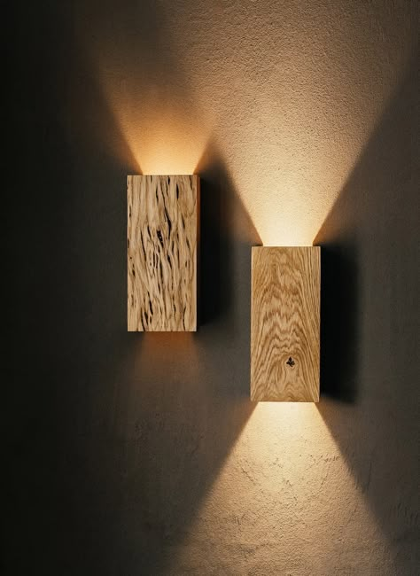 OakyLux - Etsy Wooden Lights, Wooden Sconces, Wooden Wall Lights, Wood Lighting, Wooden Lamps, Lamp Wood, Lampe Decoration, Wood Lamp, Wooden Lamp